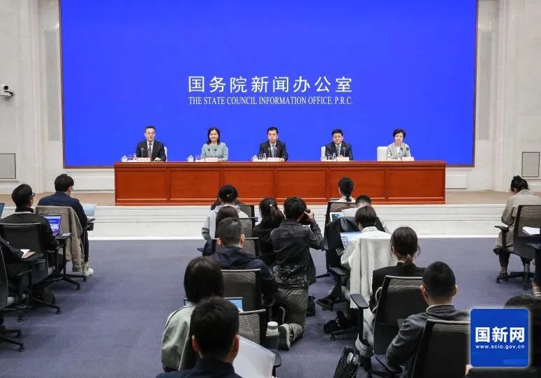 國新辦舉行“權(quán)威部門話開局”系列主題新聞發(fā)布會介紹“推動衛(wèi)生健康事業(yè)高質(zhì)量發(fā)展 護(hù)佑人民健康”有關(guān)情況